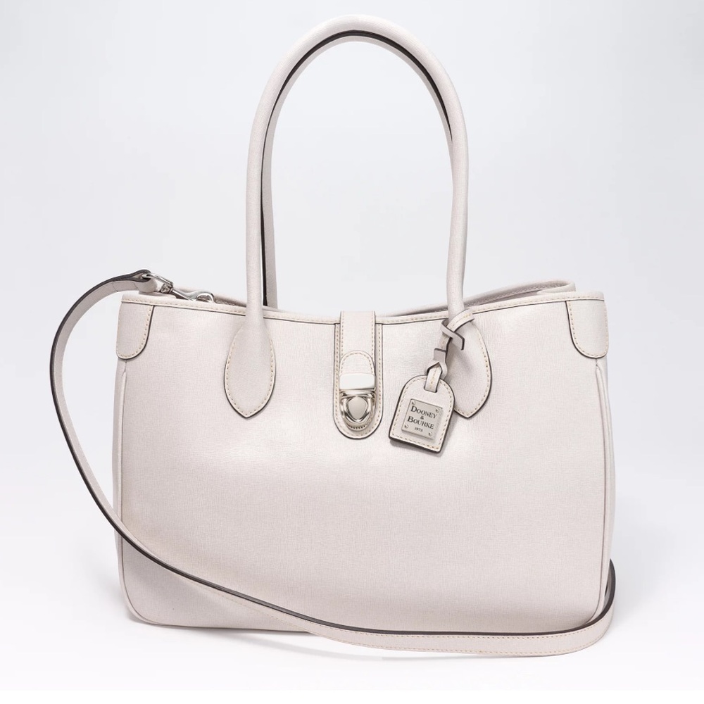 Dooney & Bourke Turnlock leather Tote ❤️NEW WITH TAGS! ❤️ stunning! 🤩